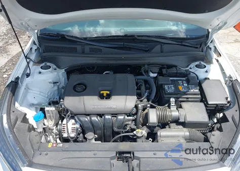 2024 Kia Forte Lxs z USA, uszkodzony, nr VIN 3KPF24AD0RE781877